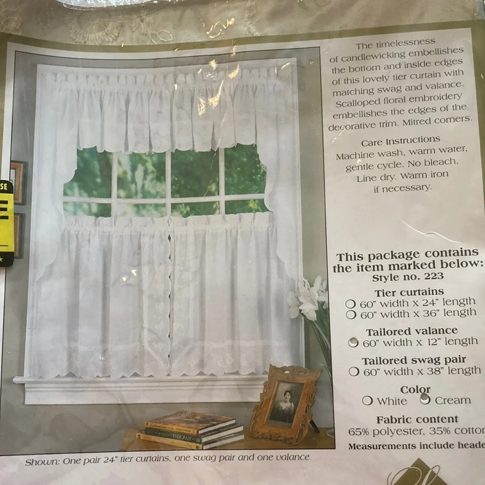 Off White Valance   New in package. This is for valance only. Candlewick…